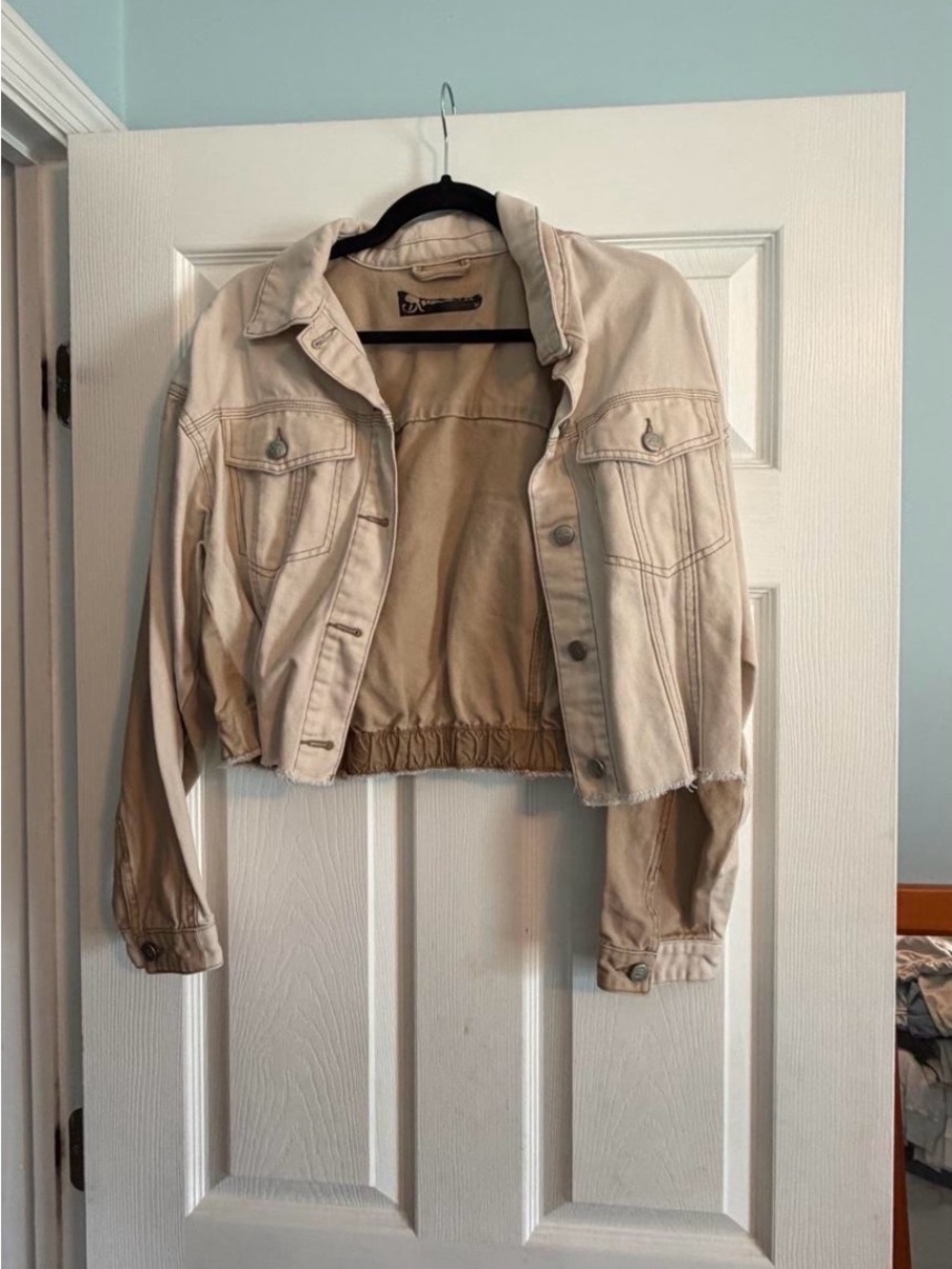 Cropped Beige Women's Denim Jacket